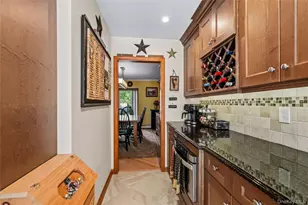 15-17 Park Woods Ln, Kings Park, NY 11754 - Photo 15