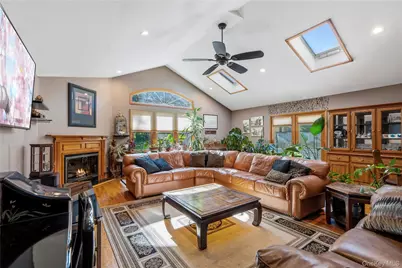 15-17 Park Woods Lane, Kings Park, NY 11754 - Photo 29