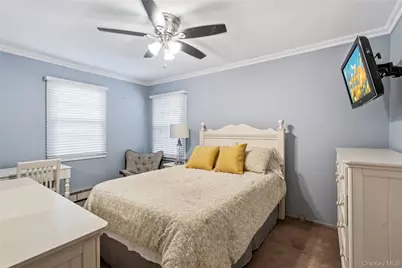 15-17 Park Woods Lane, Kings Park, NY 11754 - Photo 21
