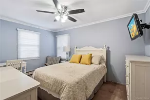 15-17 Park Woods Ln, Kings Park, NY 11754 - Photo 21