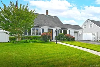 35 Ranch Lane, Levittown, NY 11756 - Photo 3