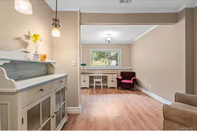 8 Walnut Place, Huntington, NY 11743 - Photo 13