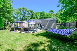 35 Melrose Pkwy, Patchogue, NY 11772 - Photo 35