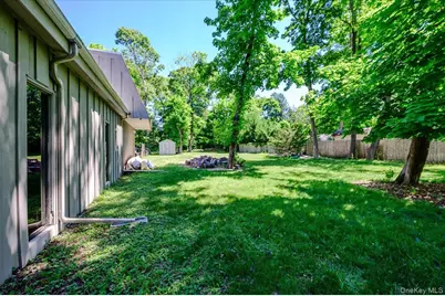 35 Melrose Parkway, Patchogue, NY 11772 - Photo 37