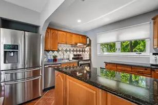 2 Highfield Ave, Port Washington, NY 11050 - Photo 7