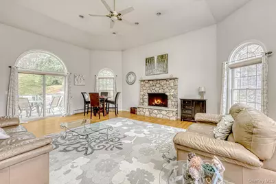 22 Golden Road, Suffern, NY 10901 - Photo 15
