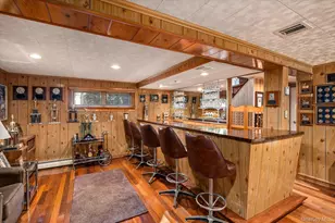 1 Eliot Ct, Syosset, NY 11791 - Photo 17