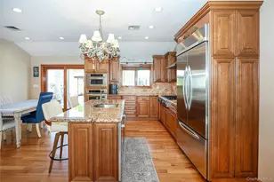 37 Seitz Dr, Bethpage, NY 11714 - Photo 5