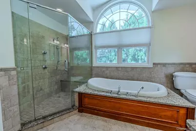96 Eagle Lane, Hauppauge, NY 11788 - Photo 27