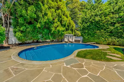 96 Eagle Lane, Hauppauge, NY 11788 - Photo 5