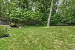 7 Diana Hill, Huntington, NY 11743 - Photo 41