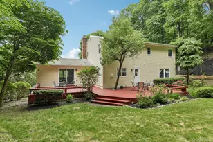 7 Diana Hill, Huntington, NY 11743 - Photo 37