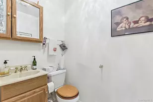 7 Diana Hill, Huntington, NY 11743 - Photo 19