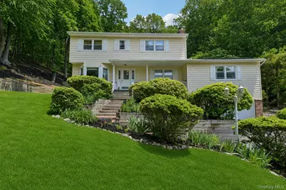 7 Diana Hill, Huntington, NY 11743 - Photo 1