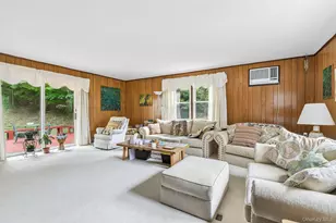 7 Diana Hill, Huntington, NY 11743 - Photo 11
