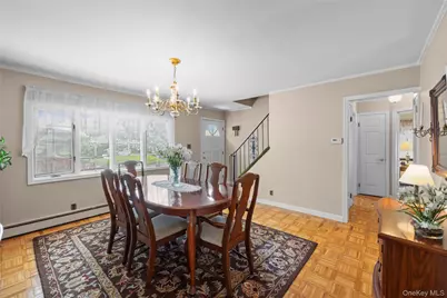 2453 Aberdeen Street, East Meadow, NY 11554 - Photo 7