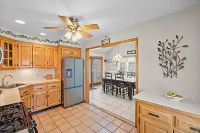 2453 Aberdeen Street, East Meadow, NY 11554 - Photo 11