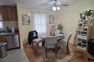 1095 Pinebrook Ct, West Hempstead, NY 11552 - Photo 7