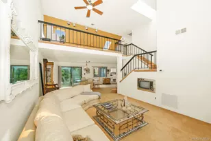 91 Southgate Cir, Massapequa Park, NY 11762 - Photo 3