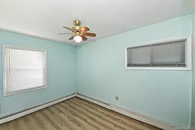 34 Prentice Road, Levittown, NY 11756 - Photo 9
