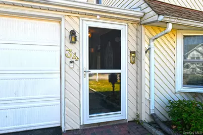 34 Prentice Road, Levittown, NY 11756 - Photo 3