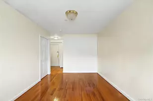 35-06 Leavitt St, Flushing, NY 11354 - Photo 5