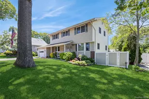 12 Swan Ln, Hauppauge, NY 11788 - Photo 29