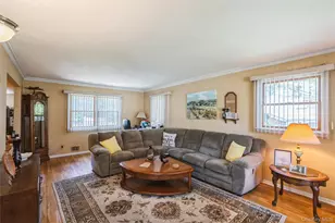 12 Swan Ln, Hauppauge, NY 11788 - Photo 13