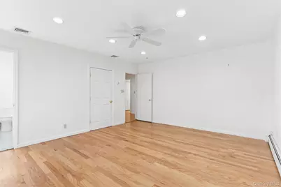 72 Lake End Road, Merrick, NY 11566 - Photo 25