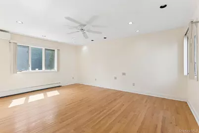 72 Lake End Road, Merrick, NY 11566 - Photo 29