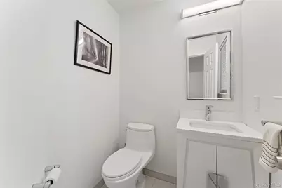 611 Pondside Drive, White Plains, NY 10607 - Photo 9