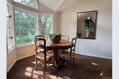 611 Pondside Drive, White Plains, NY 10607 - Photo 33
