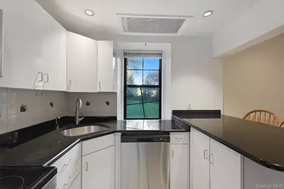 914 Wynnewood Road #LL1, Pelham, NY 10803 - Photo 5