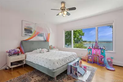 54 Shore Drive, Port Chester, NY 10573 - Photo 17