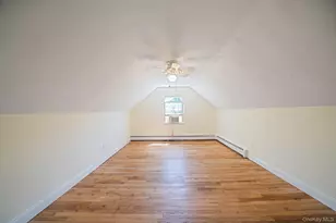 457 Peconic St, Ronkonkoma, NY 11779 - Photo 19