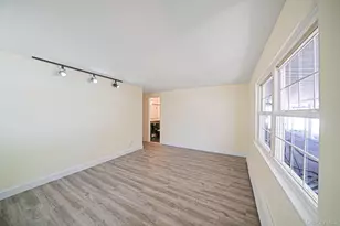 457 Peconic St, Ronkonkoma, NY 11779 - Photo 13