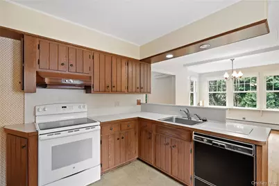 28 Kent Road, Wappingers Falls, NY 12590 - Photo 17