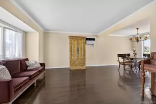 4 Gates Ave, Plainview, NY 11803 - Photo 7