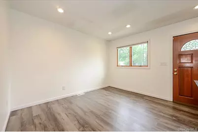 86 Edmore Lane N, West Islip, NY 11795 - Photo 25