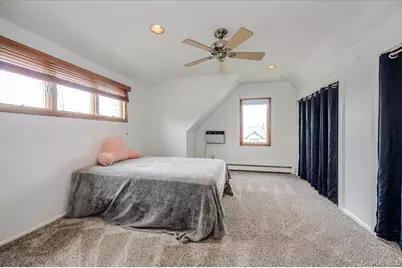 86 Edmore Lane N, West Islip, NY 11795 - Photo 19