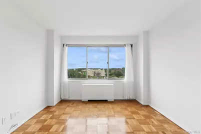 1815 215th Street #6C, Bayside, NY 11360 - Photo 7