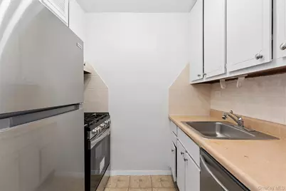 1815 215th Street #6C, Bayside, NY 11360 - Photo 11