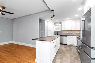 89 Trafalgar Square, Lynbrook, NY 11563 - Photo 17