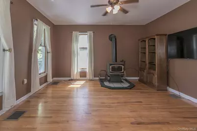 74 Highland Avenue, Florida, NY 10921 - Photo 9