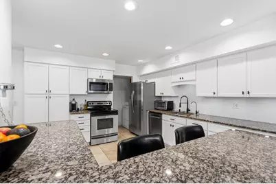 12 Cold Harbour Lane #82, Woodbury, NY 11797 - Photo 25
