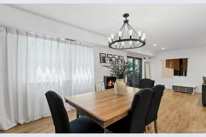 12 Cold Harbour Lane #82, Woodbury, NY 11797 - Photo 23