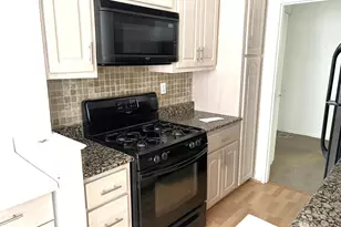 43-25 Douglaston Pkwy, Douglaston, NY 11363 - Photo 7