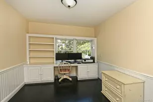 4 Hampton Ct, Huntington, NY 11743 - Photo 15