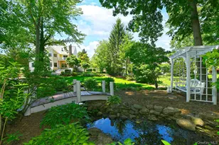 4 Hampton Ct, Huntington, NY 11743 - Photo 39