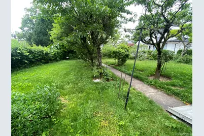 14345 14th Avenue, Whitestone, NY 11357 - Photo 3